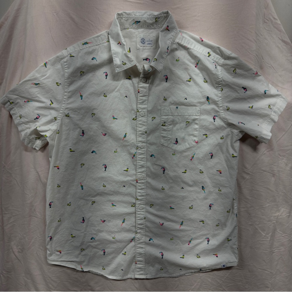 Hurley White Short Sleeve Button Down Shirt Colorful Bird Print Large